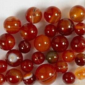 Kralen van agaat, d 6+8+10 mm, gatgrootte 0,9-1 mm, ca. 28 stuk, burnt orange, rood, 28 stuk/ 1 doos
