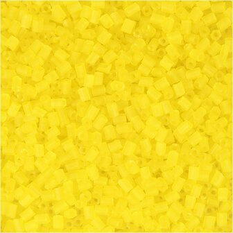 Rocailles 2-cut, transparant geel, d 1,7 mm, afm 15/0 , gatgrootte 0,5 mm, 500 gr/ 1 zak