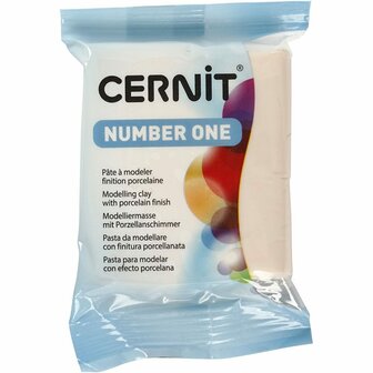 Cernit, carnation (425), 56 gr/ 1 doos