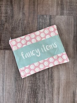 Etui Met Scrapbook Artikelen - Scrapbooking Etui - Stationery Etui - Grote Etui Met Paperpad, Stickers, Washi Tape - Verassingsetui - Fancy Items - 15x21cm