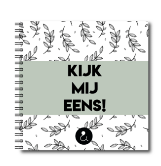 Studio Ins &amp; Outs Invulboek - 1-4 Jaar - Kijk mij Eens! - Groen
