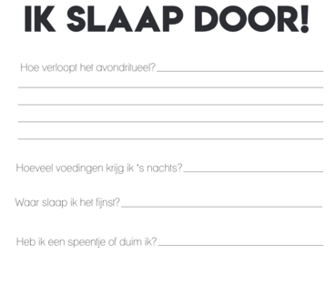 Studio Ins &amp; Outs &ndash; Invulboek Baby&rsquo;s Eerste Jaar &ndash; Fotoboek &amp; Herinneringsboek &ndash; Met 80 Invulpagina&rsquo;s &ndash; Bot