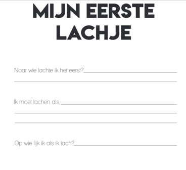 Studio Ins &amp; Outs &ndash; Invulboek Baby&rsquo;s Eerste Jaar &ndash; Fotoboek &amp; Herinneringsboek &ndash; Met 80 Invulpagina&rsquo;s &ndash; Bot