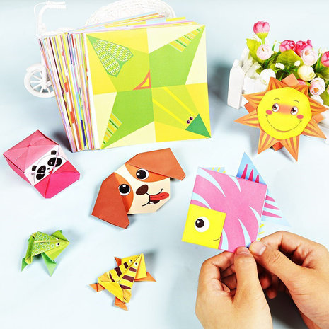 Pelagisch Wat leuk Meerdere Vouwblaadjes - Origami - Zelf vormen maken van papier - Dieren - Kinderen -  Educatief - 54 velletjes - Creatieve Materialen
