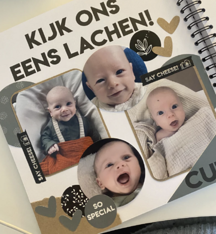 Studio Ins & Outs - Invulboek Tweeling Baby’s Ons Eerste Jaar - Baby Tweeling Dagboek - Herinneringen Boek