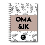 Studio Ins & Outs – Invulboek Oma & ik – Herinneringen Boek voor Oma en Haar Kleinkind – Cadeau voor Oma – Sand