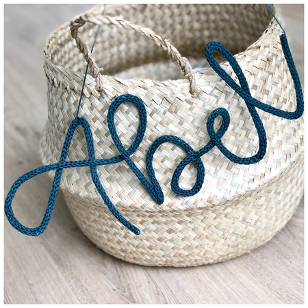 Naamhanger - Handmade - Wol - Decoratief - max 4 letters