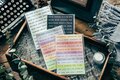 Scrapbook stickers - Bullet Journal Stickers - Stickers met quotes - Engels - Boekstijl - Kleur - 9x13,5cm - 8 vellen