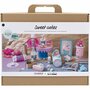Knutselpakket - Knutselbox - Creatieve Box - Knutselmateriaal - Hobbyset - DIY - Kinderen - Strass, Pijpenragers, Pompoms, Silk & Foam Clay, Eva Foam - Lekkere Taarten
